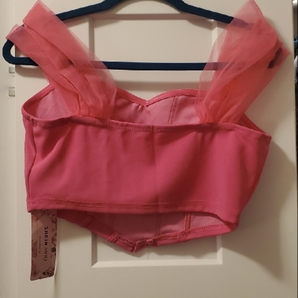SHEIN Pink Crop Top - Picture 2 of 3